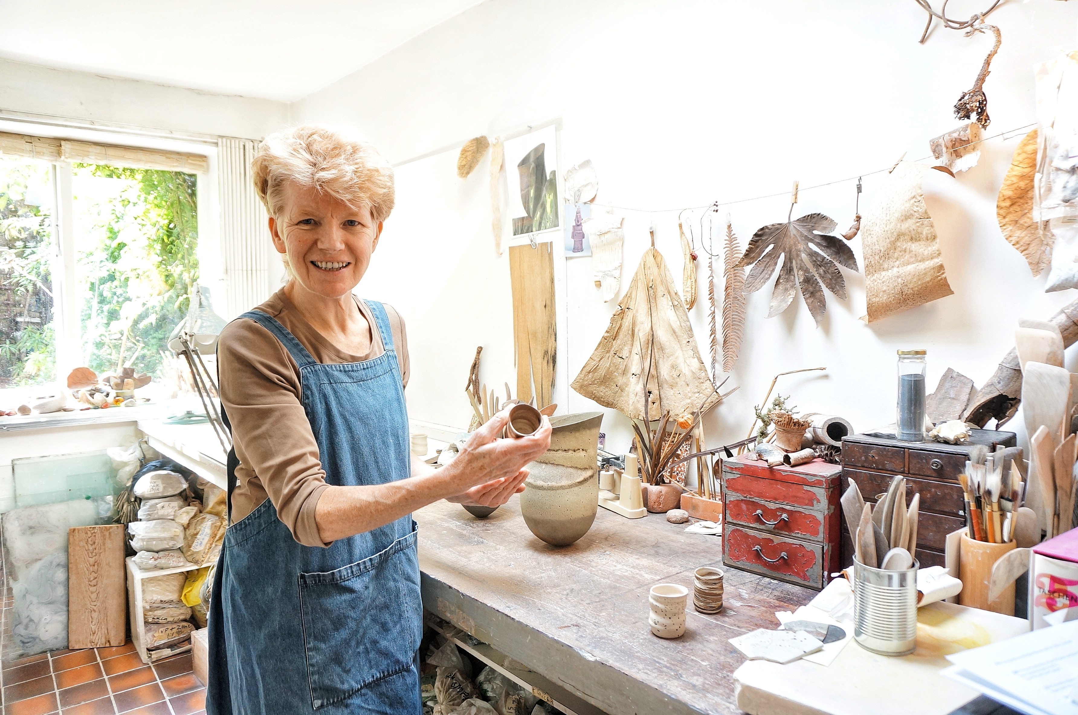 【インタビュー】現代イギリスを代表する陶芸家ジェニファー・リーさん by hanako | matka